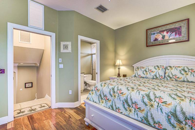 Palm Island Canal Home - 4 BR - image 16