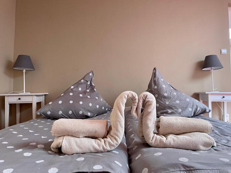 One-Bedroom Apartment image 1