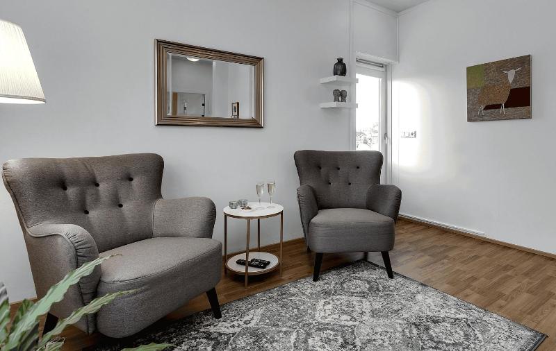 Apartment with Balcony image 3