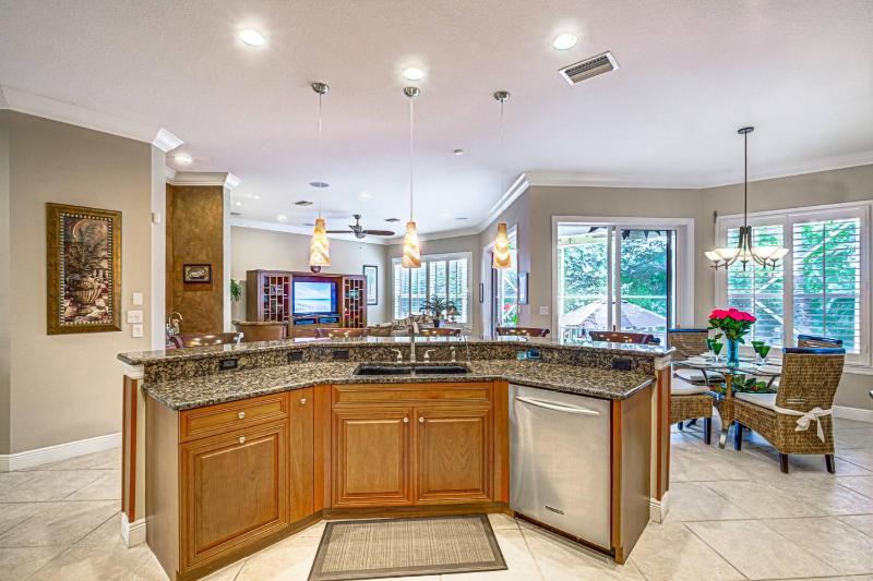 Palm Island Canal Home - 4 BR - image 28