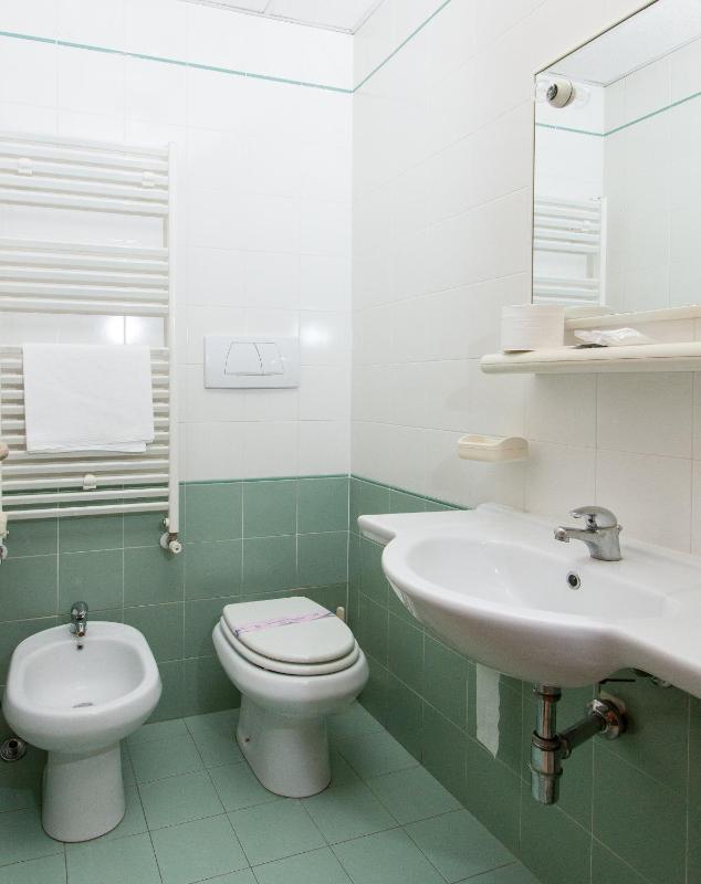 Superior Double or Twin Room image 3