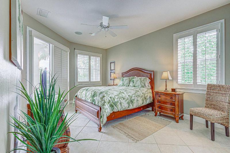 Palm Island Canal Home - 4 BR - image 19