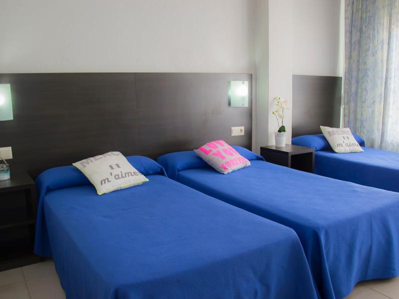 Hotel Safari - image 15