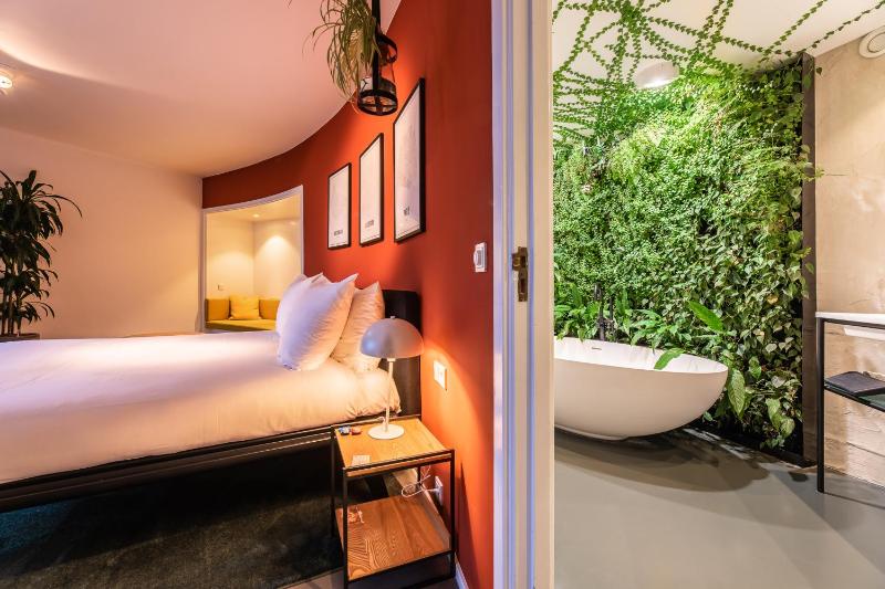 Suite image 3