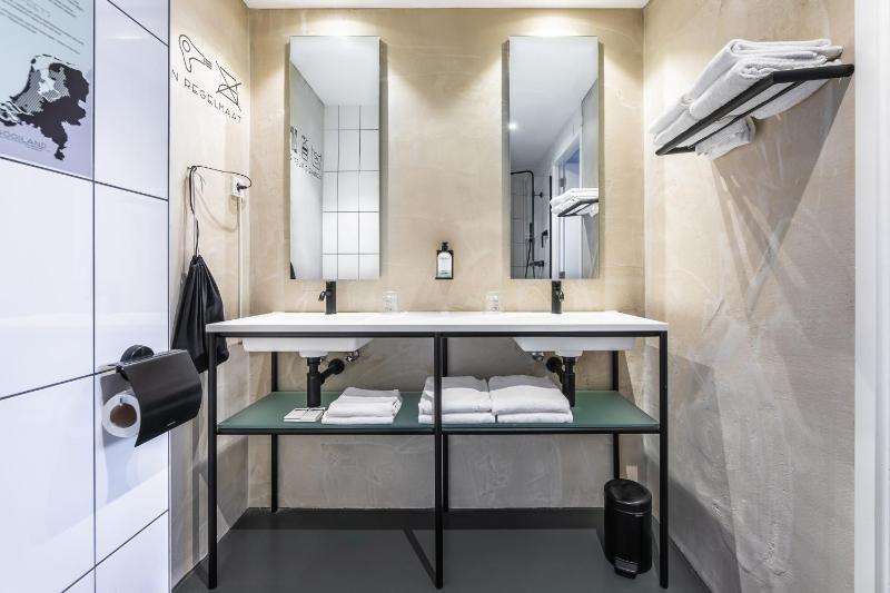 Triple Room image 1