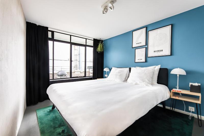 Standard Double Room image 1