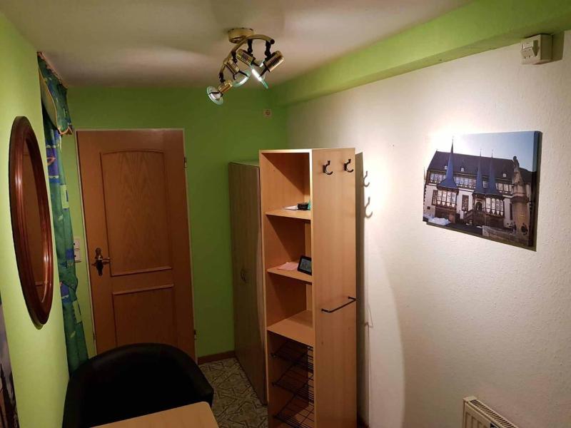 One-Bedroom Apartment image 1