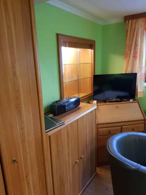 Single Room image 4