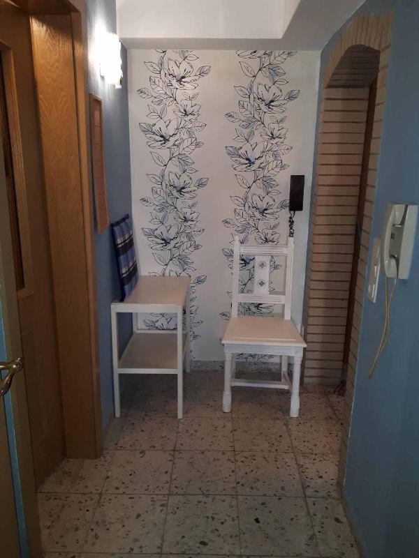 Single Room image 2