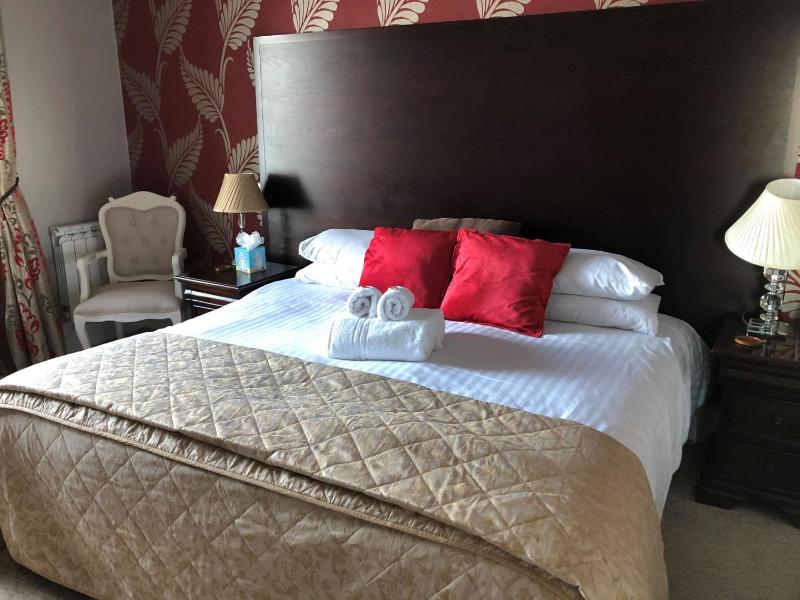 Superior Double or Twin Room with Sea View image 1