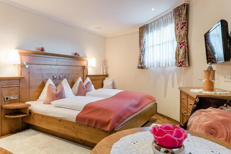 Double Room image 1