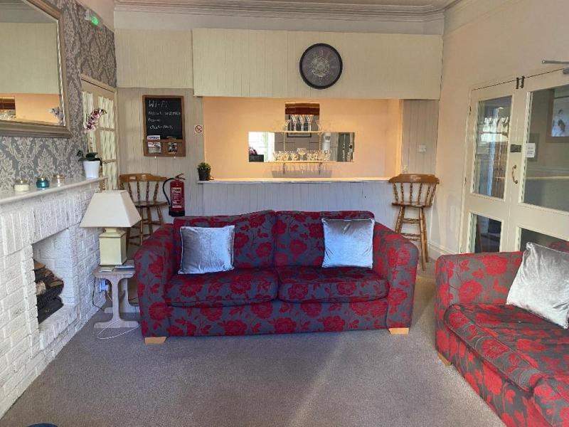 Buckingham Lodge Guest House - image 41