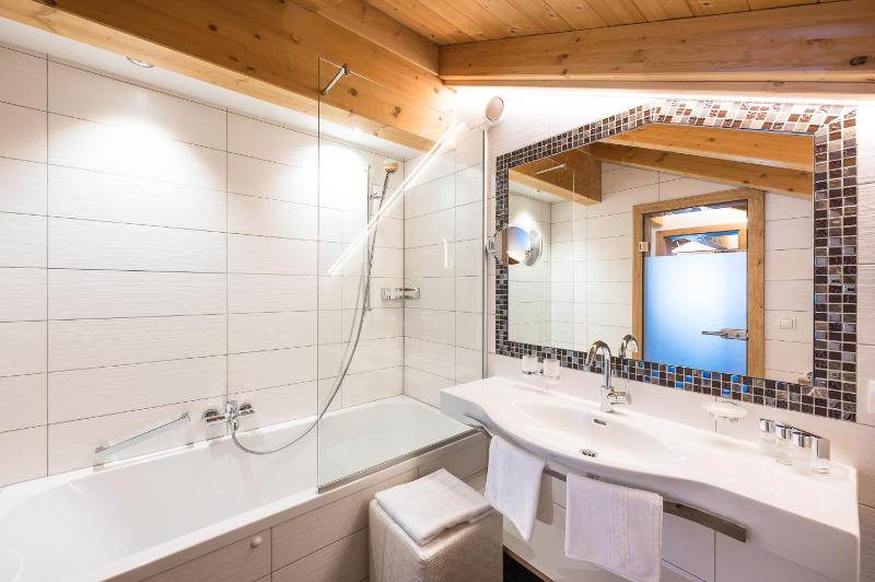 Duplex One-Bedroom Suite with Balcony image 2
