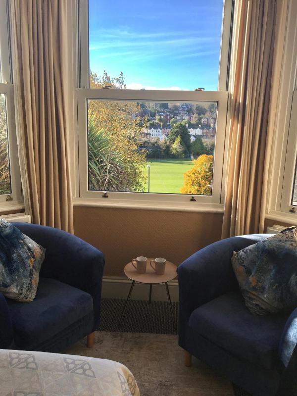 Buckingham Lodge Guest House - image 12