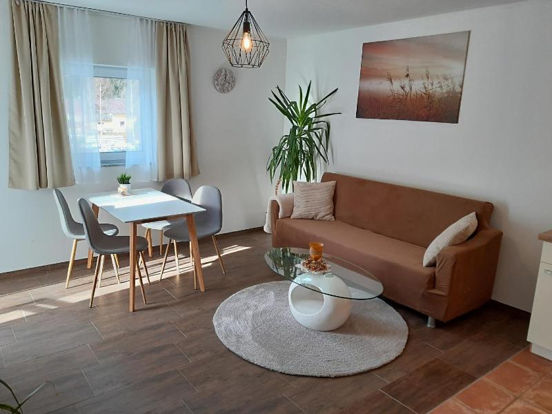One-Bedroom Apartment (2 Adults + 1 Child) image 1