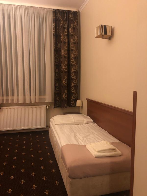 Single Room image 1