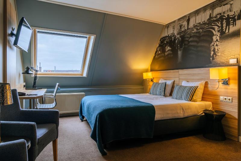 Comfort Twin Room image 3