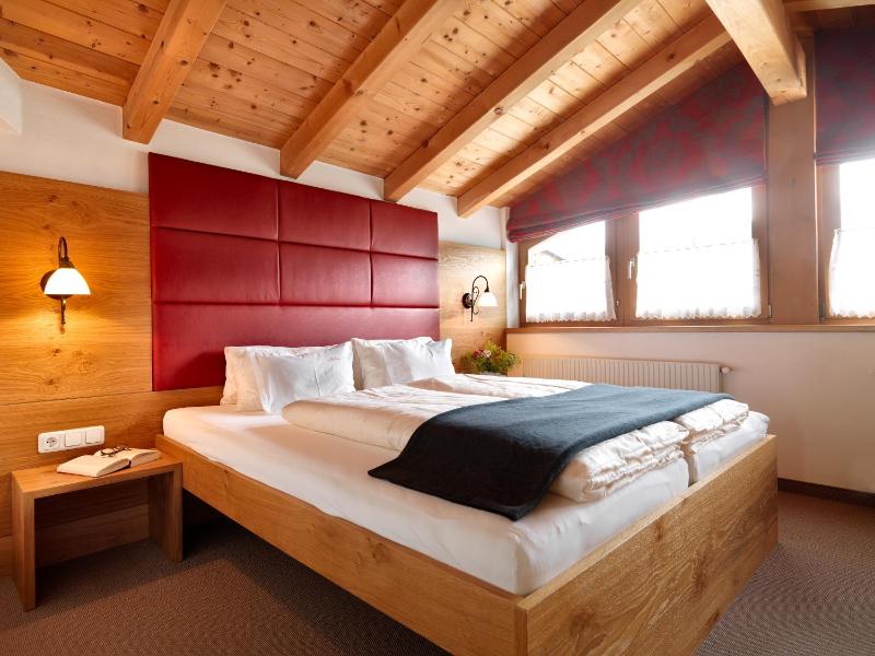 Three-Bedroom Apartment image 1