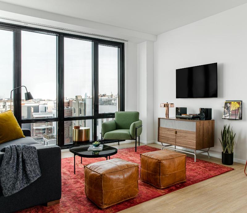 One-Bedroom Apartment image 2