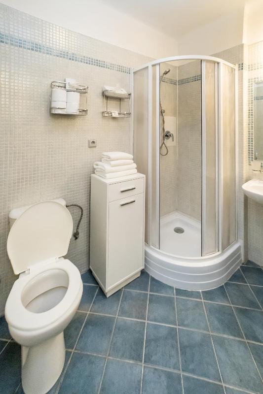 Apartment (2 Adults) image 1