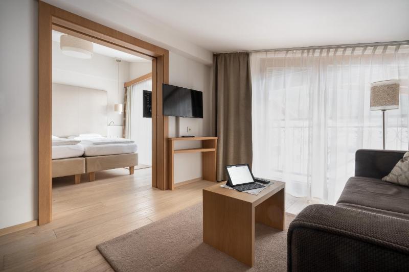 Suite image 3