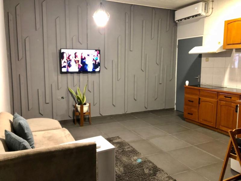 Tropical Breeze Apartments - image 8