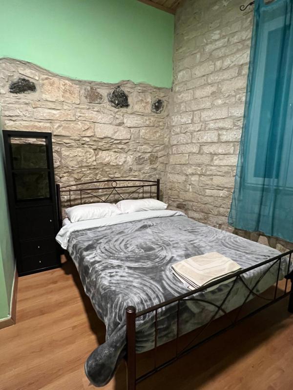 Zouglas App Guesthouse - image 8