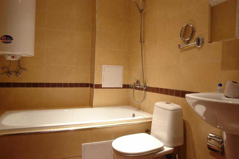 One-Bedroom Apartment with Balcony image 4