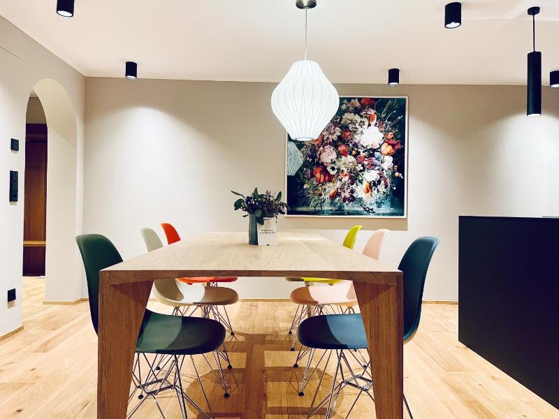 Two-Bedroom Deluxe Apartment image 4