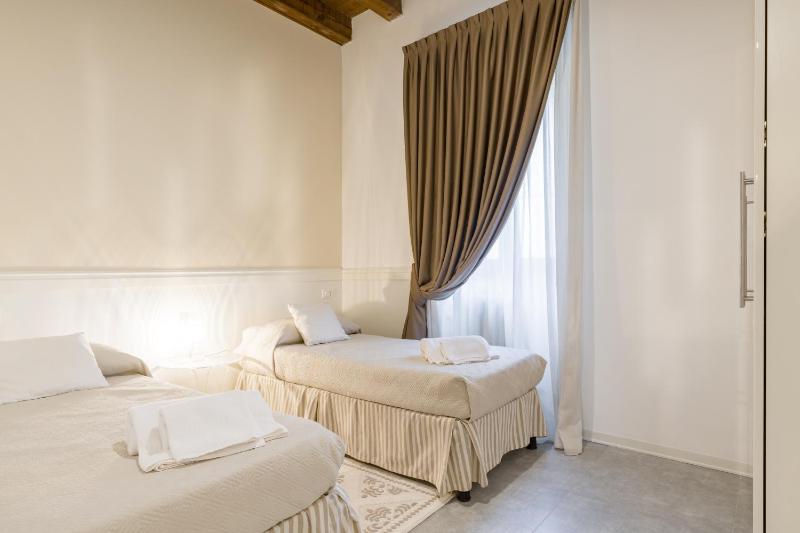 APPARTAMENTO AL CASTELLO - image 16