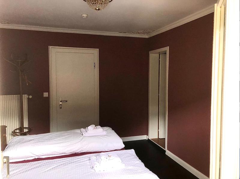 Small Double Room with private Whirlpool image 3