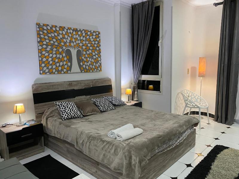 Lima Modern. Sea View. Strong Wi Fi. Sheraton Road - image 9