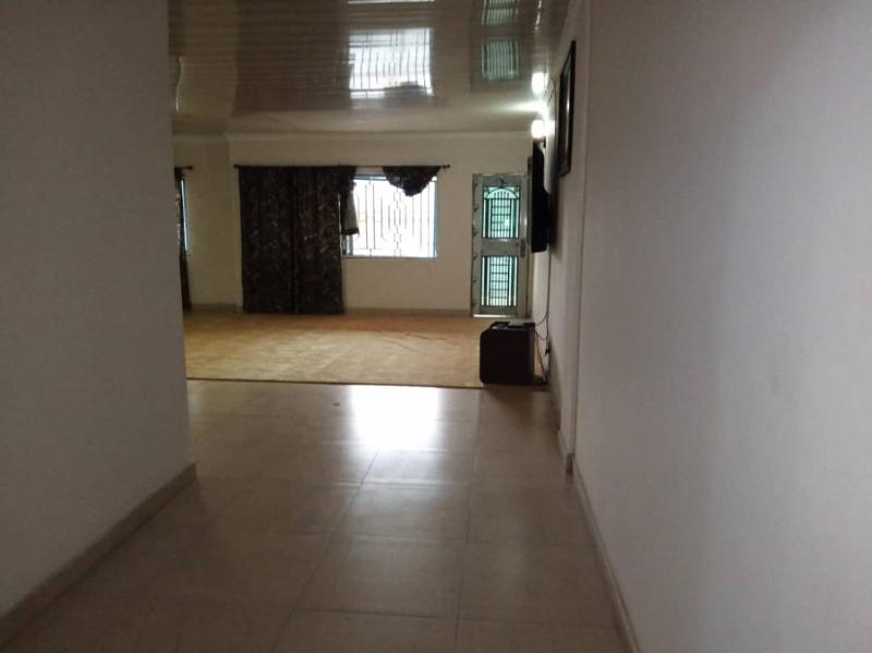 PhaGibs Inn Hotel - image 5