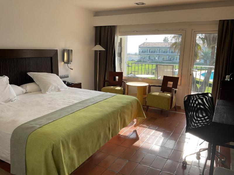 Superior Double Room image 2