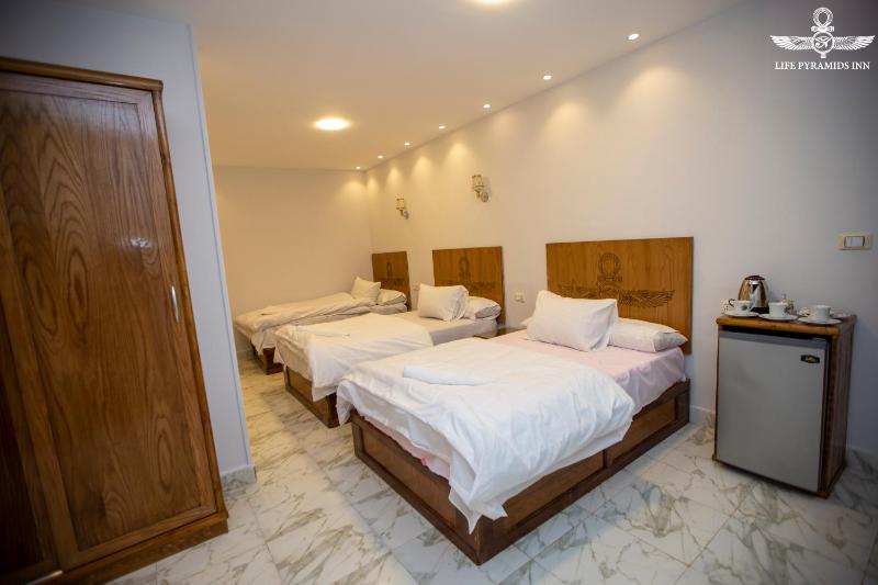 Triple Room with Mountain View image 4