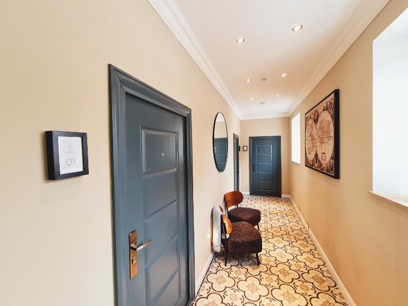 Deluxe Suite image 1