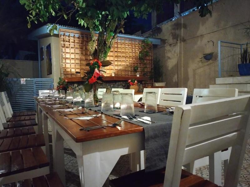 Cole Street Guesthouse - image 2