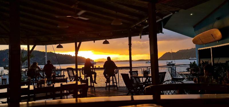 Fish Hook Marina Hotel - image 16