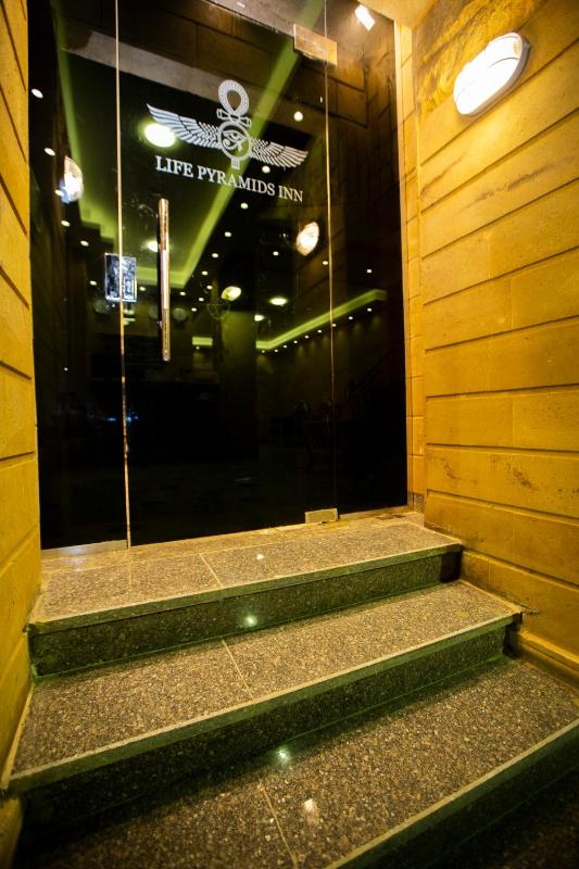 Life Pyramids Inn - image 10