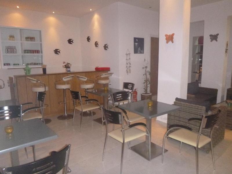 Karafelas Hotel - image 25