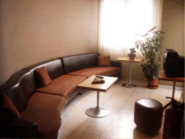 Triple Room image 2