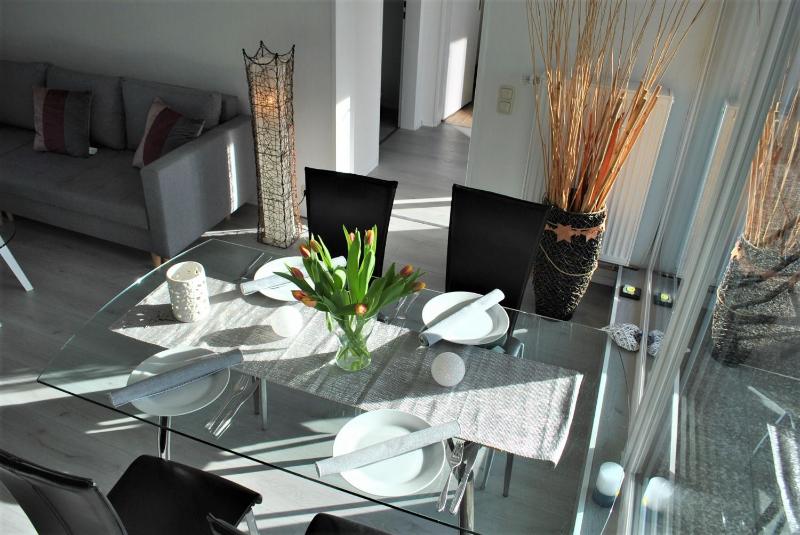 One-Bedroom Apartment image 1