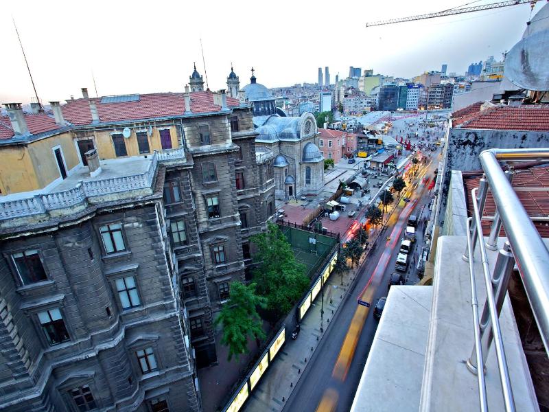 Taksim Star Hotel - image 10