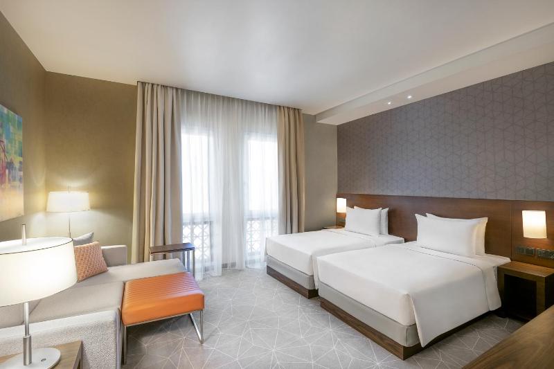 Standard Room - Complimentary Transfer to Gold Souk image 4