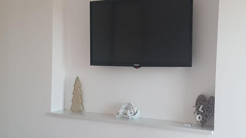 Two-Bedroom Apartment image 4