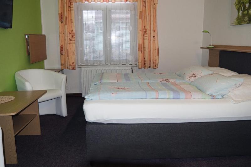 Double Room without Balcony image 3