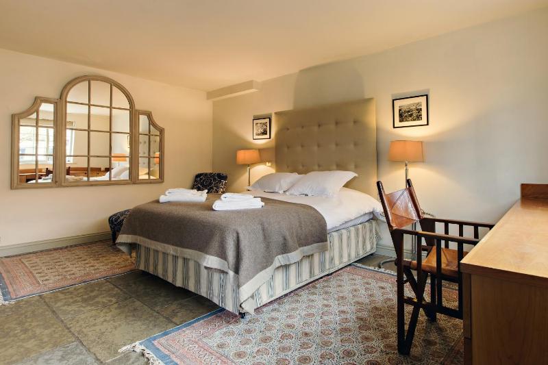 Luxury Double Room image 4