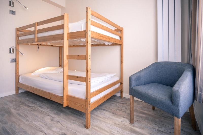 Superior Quadruple Room image 4