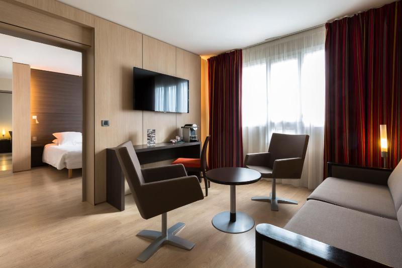 Junior Suite image 3