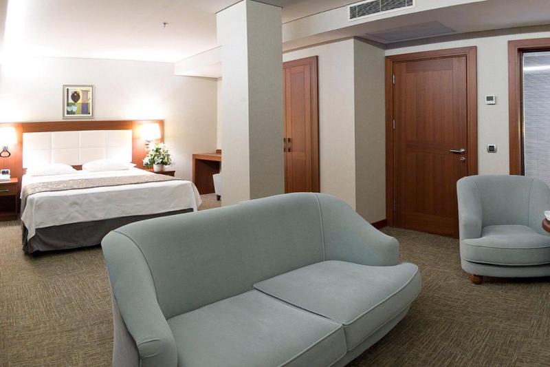 Suite with Bosphorus View image 3